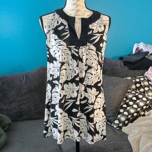 🎉4 for $20 8 of Hearts Sleeveless Blouse, XL